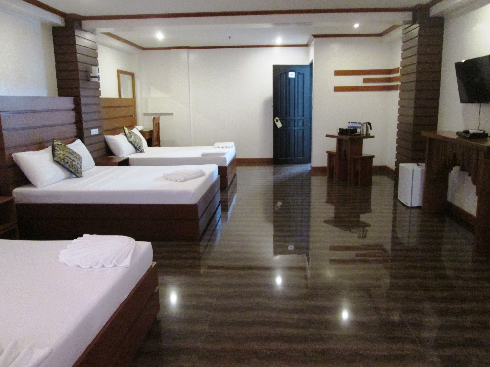 Hotel Abozza 3*
