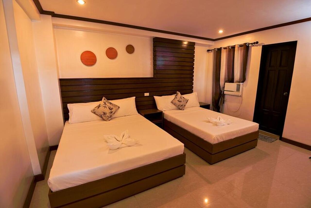 Abozza Hotel 3*