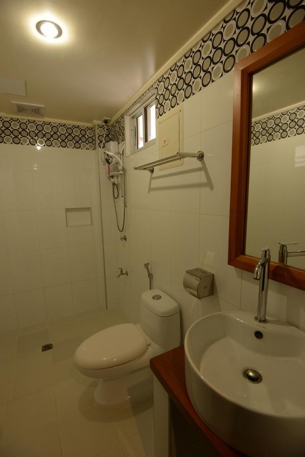 Abozza Hotel 3*