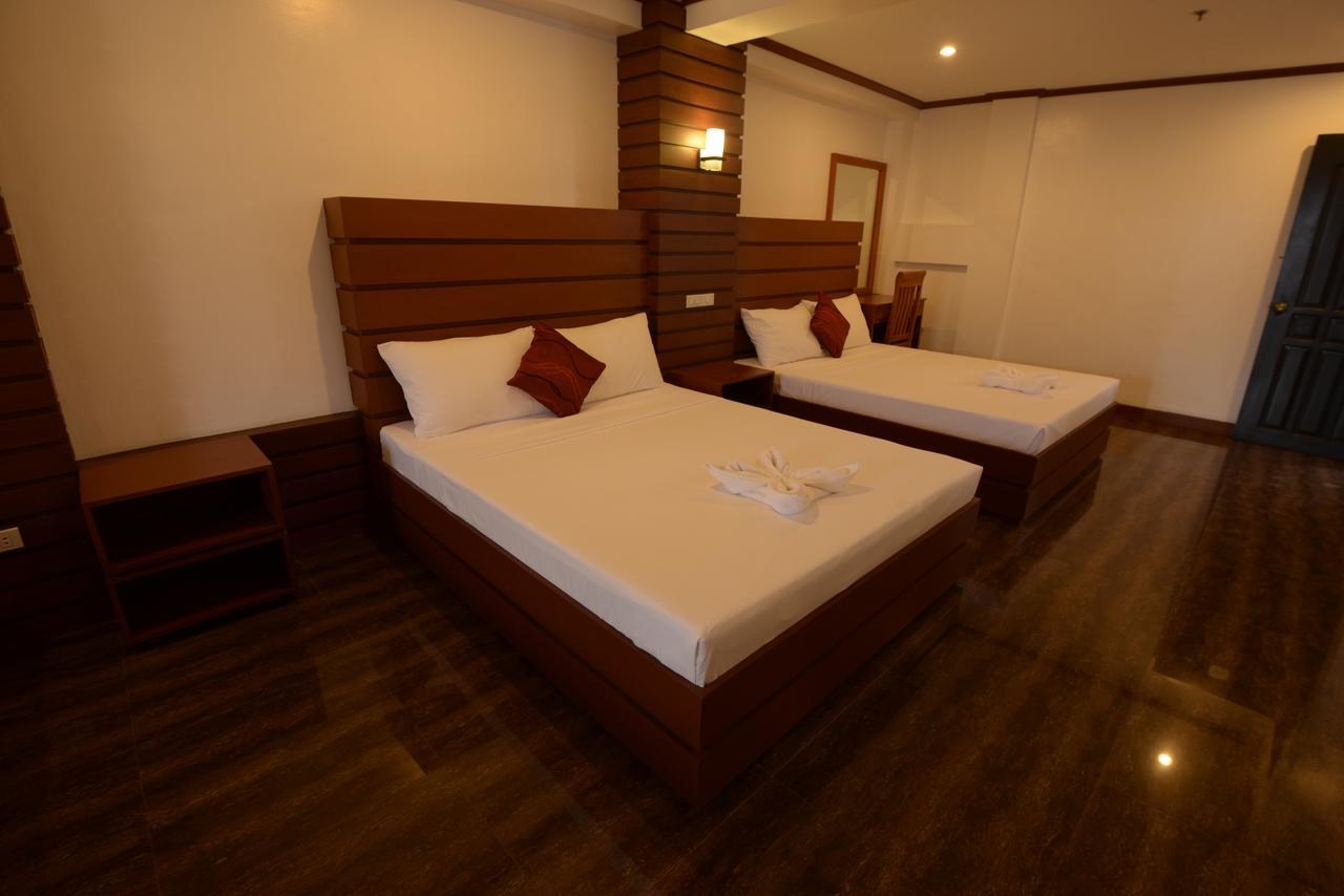 Abozza Hotel 3*