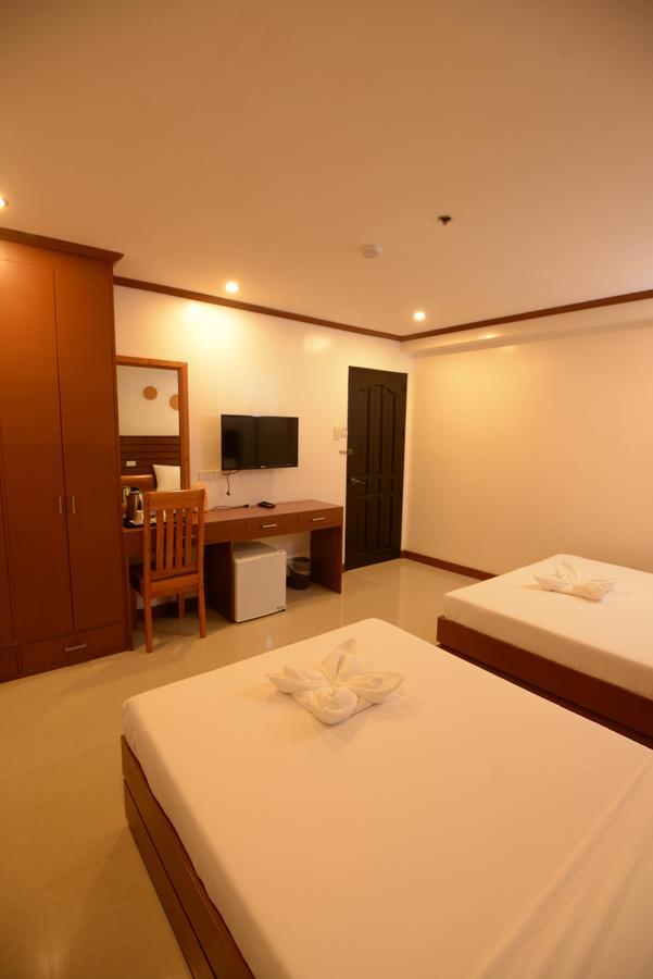 Abozza Hotel 3*